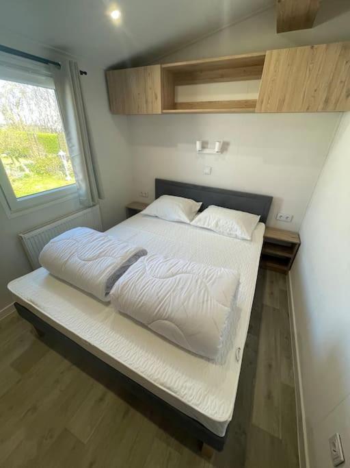 Cozy Chalet At The Beach In Petten, Netherlands Εξωτερικό φωτογραφία